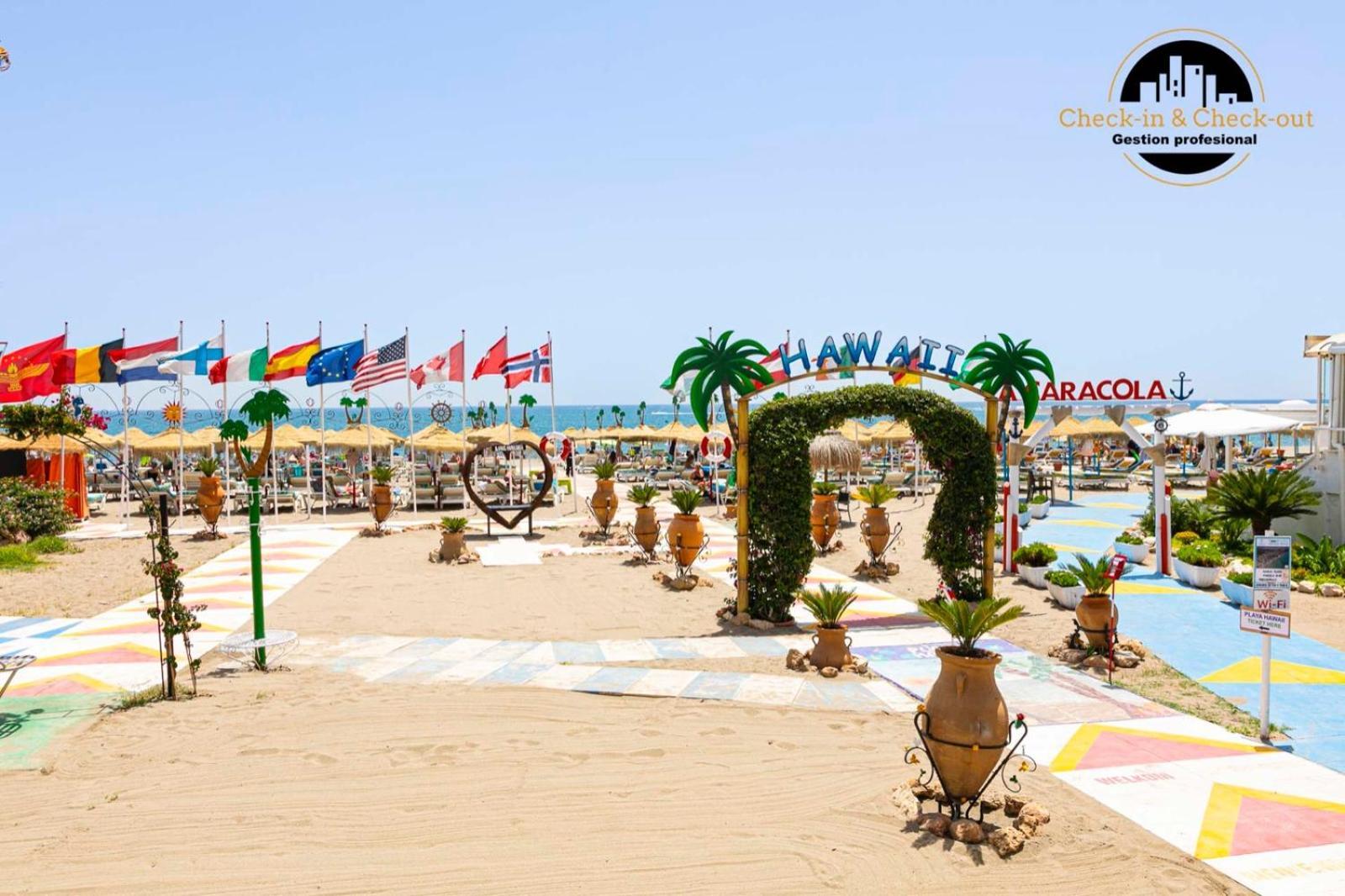 El Bajondillo Beach A 30 Metros De La Playa Torremolinos Luaran gambar