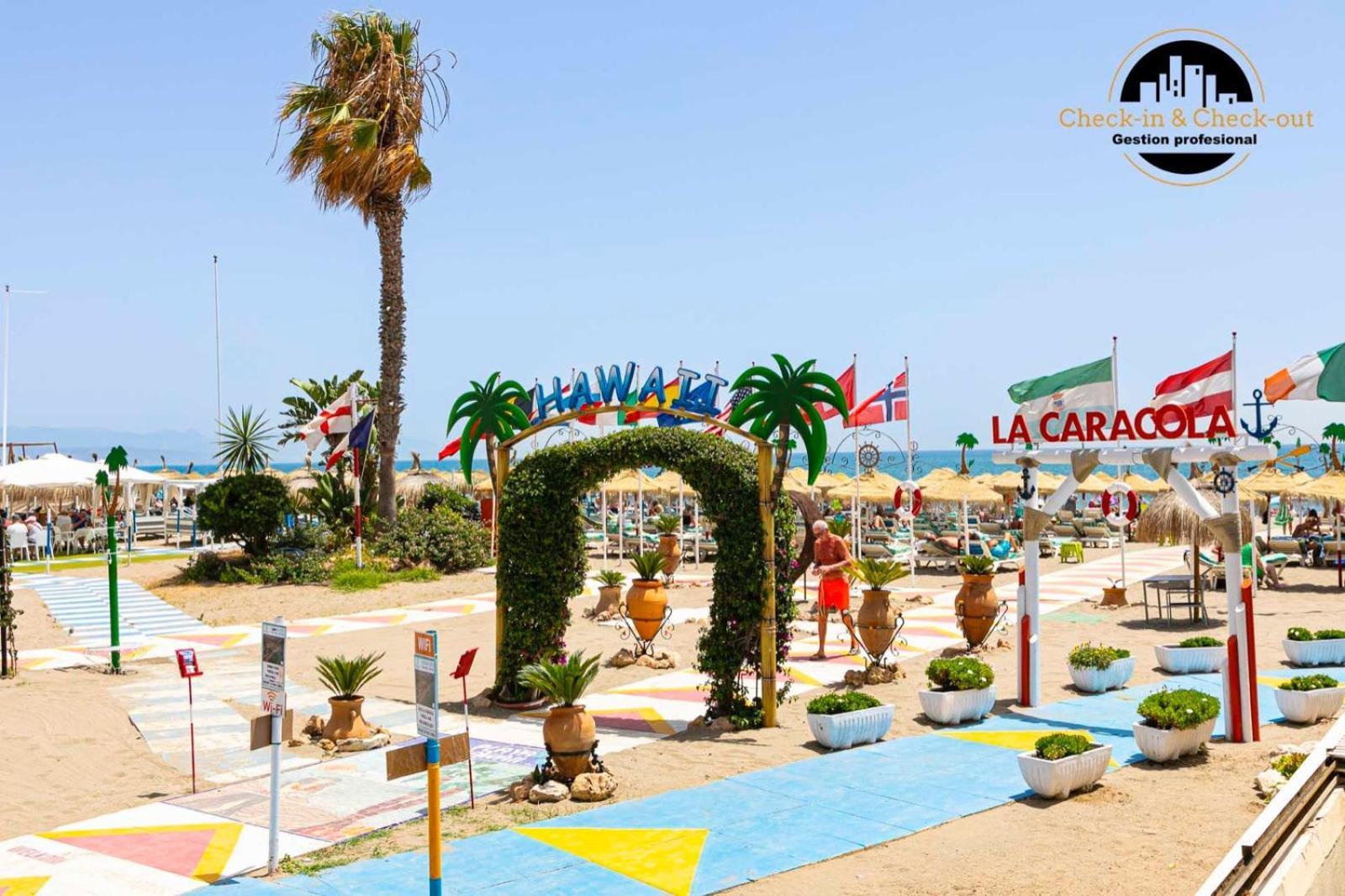 El Bajondillo Beach A 30 Metros De La Playa Torremolinos Luaran gambar